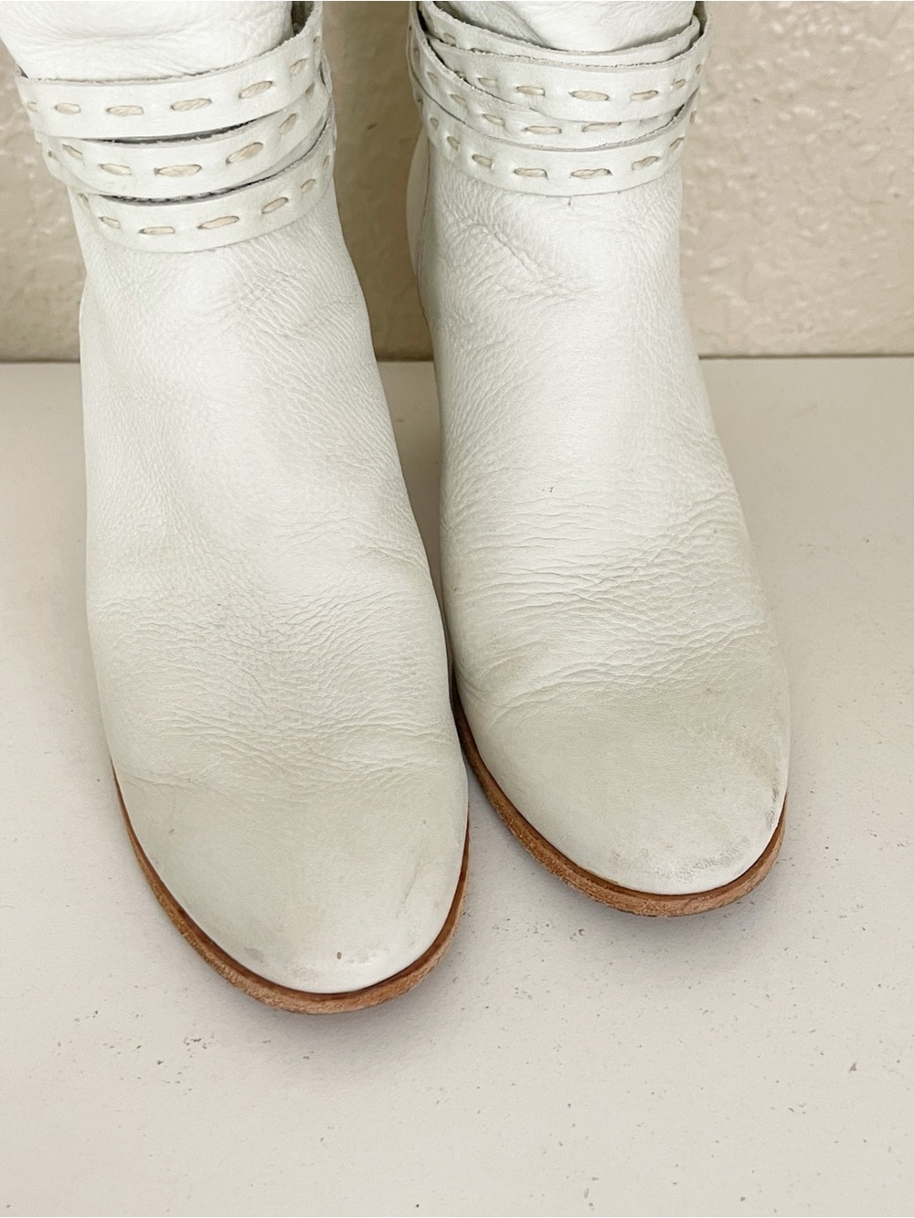Frye Naomi Pickstitch white leather ankle boots 6 - Picture 5 of 14